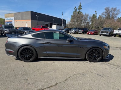 2017 Ford Mustang GT Premium
