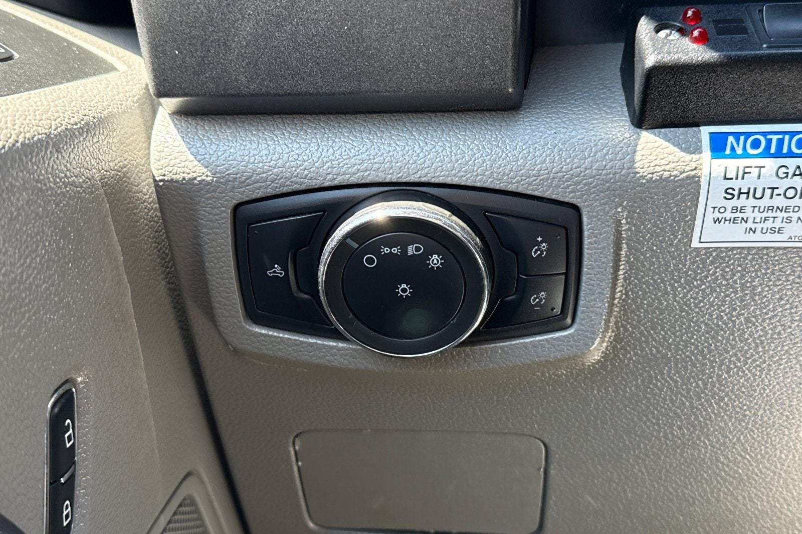 2020 Ford F-600SD XL