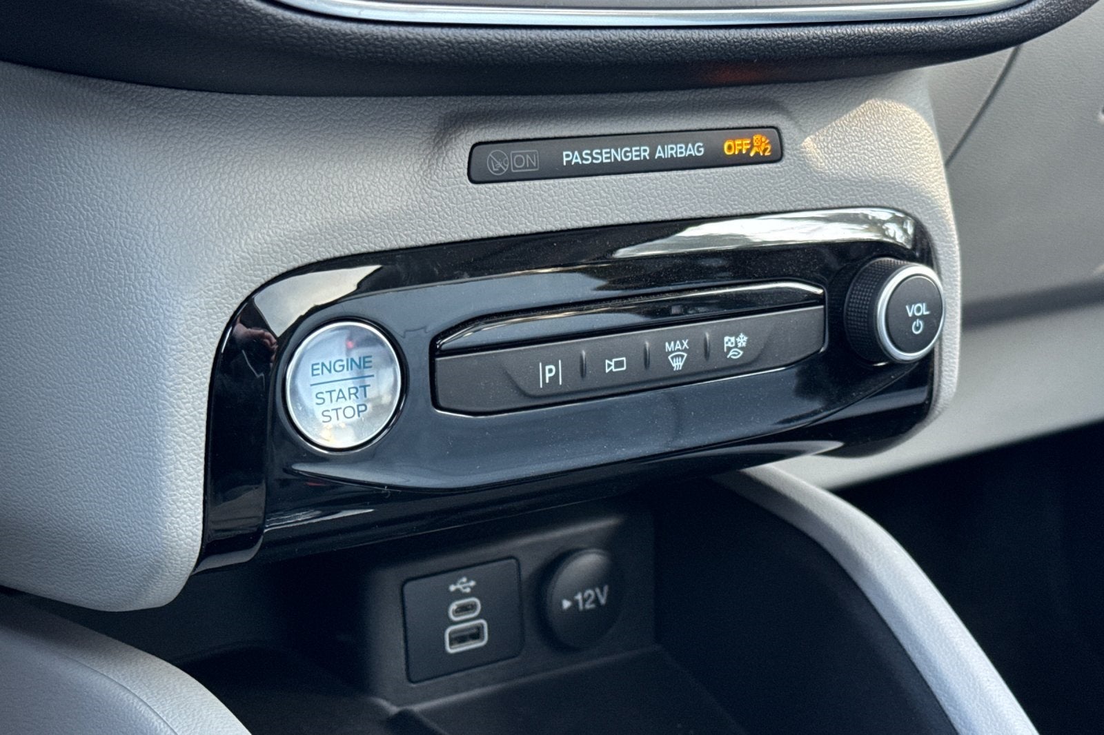 2024 Ford Escape Plug-In Hybrid Base