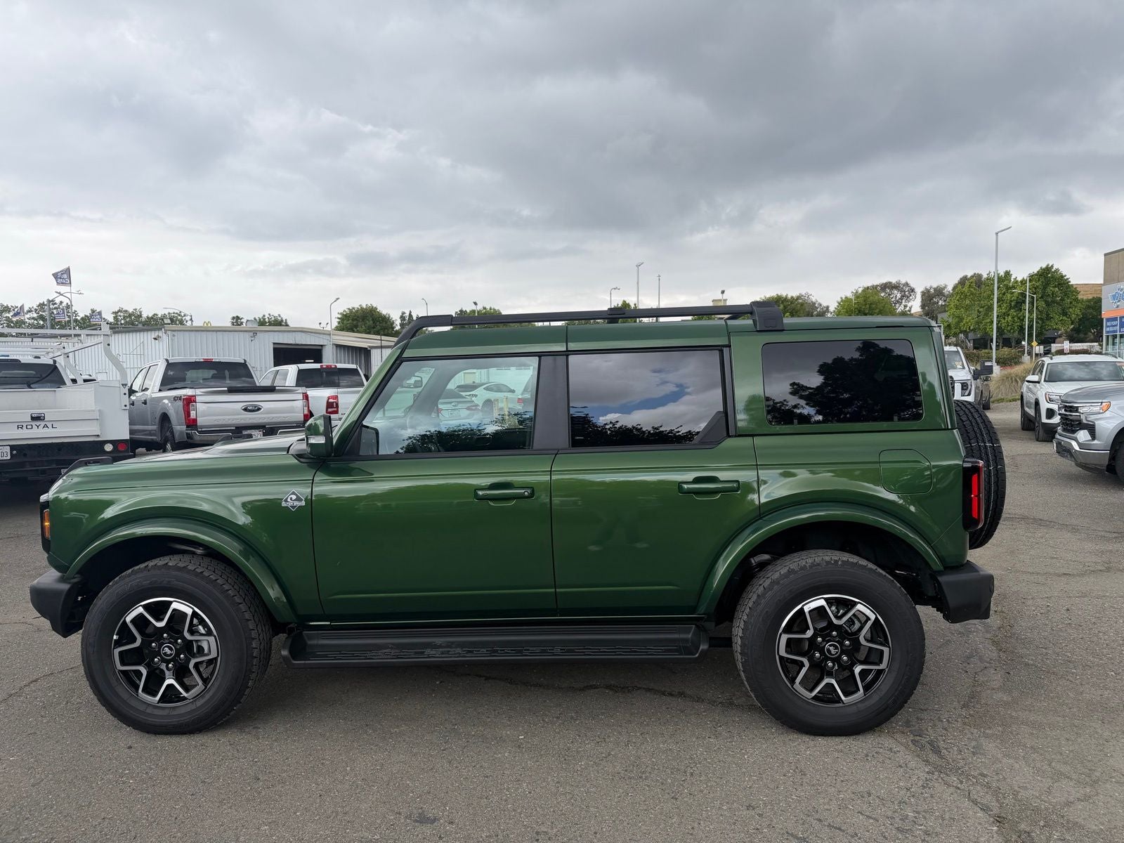 2025 Ford Bronco Outer Banks
