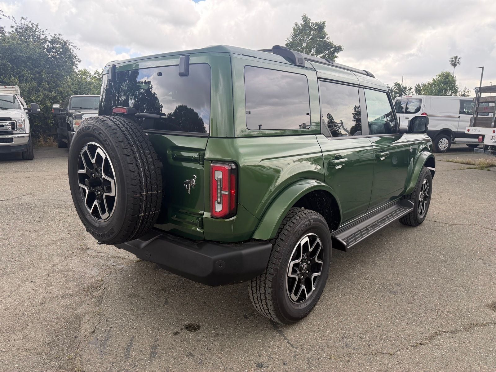2025 Ford Bronco Outer Banks