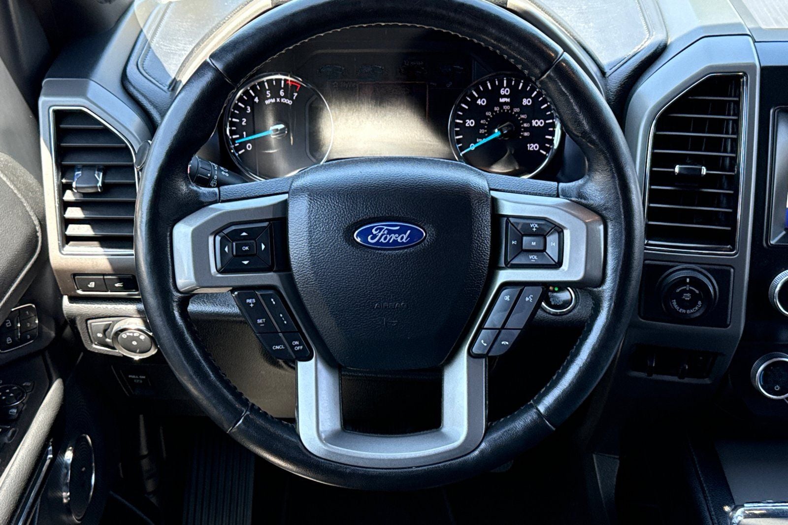 2021 Ford Expedition Max XLT