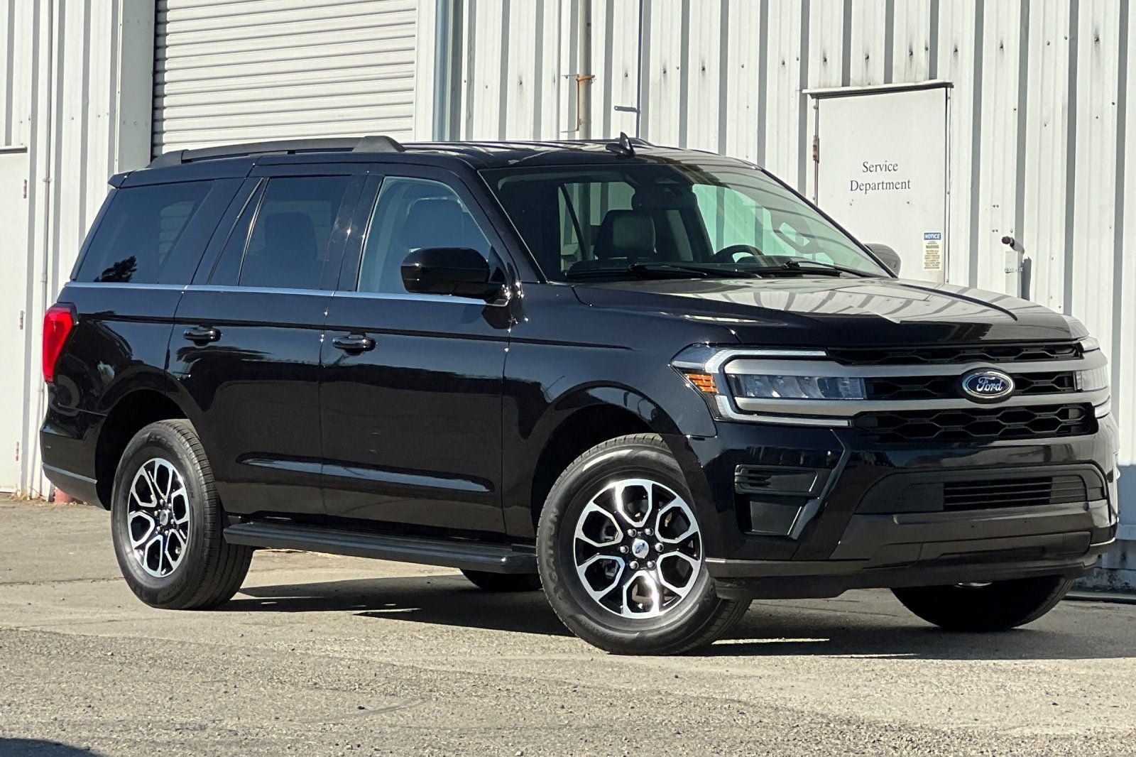 2024 Ford Expedition XLT