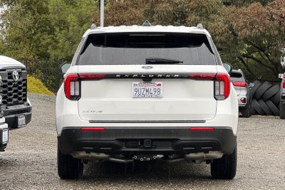 2025 Ford Explorer Active