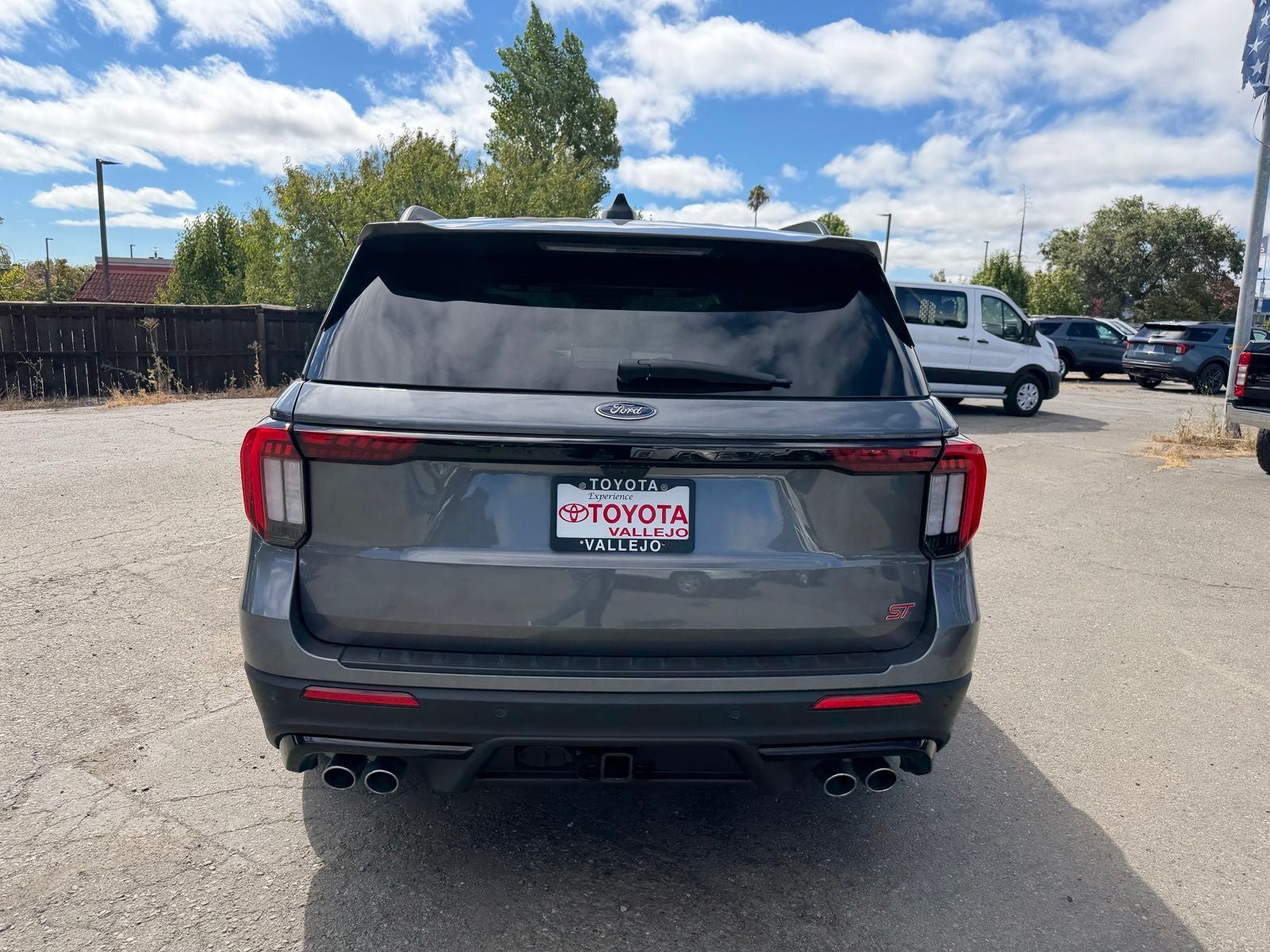 2025 Ford Explorer ST