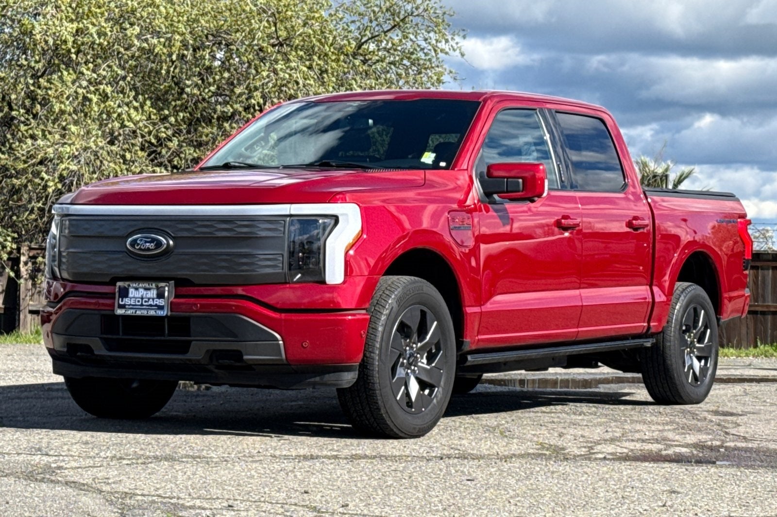 2023 Ford F-150 Lightning Lariat