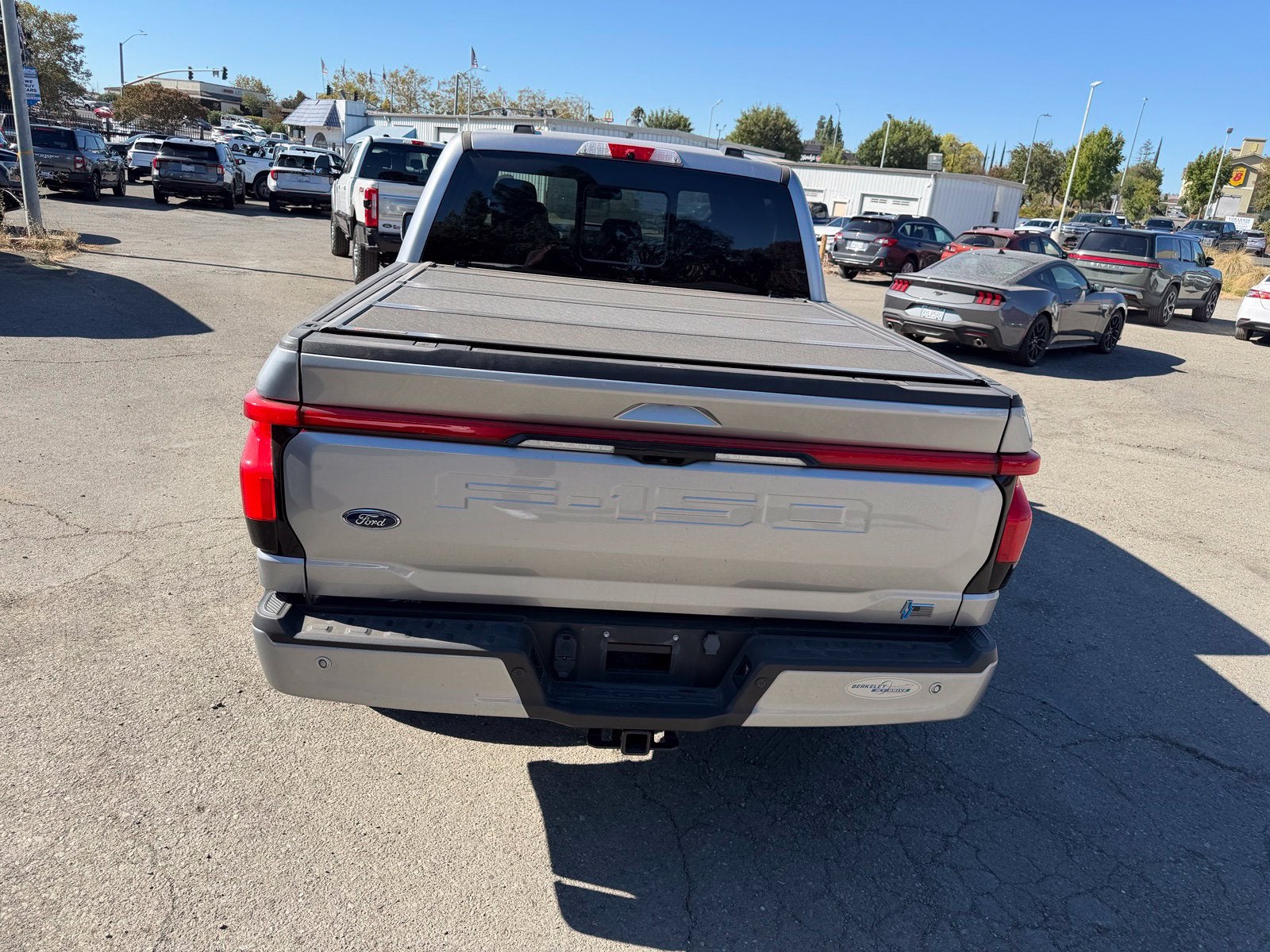 2023 Ford F-150 Lightning Lariat
