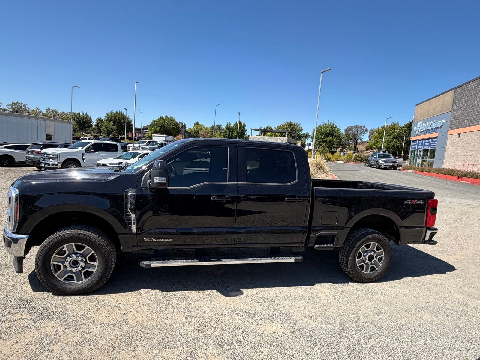 2025 Ford F-250SD Lariat