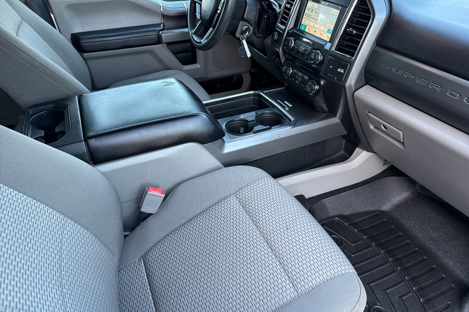 2017 Ford F-250SD XLT