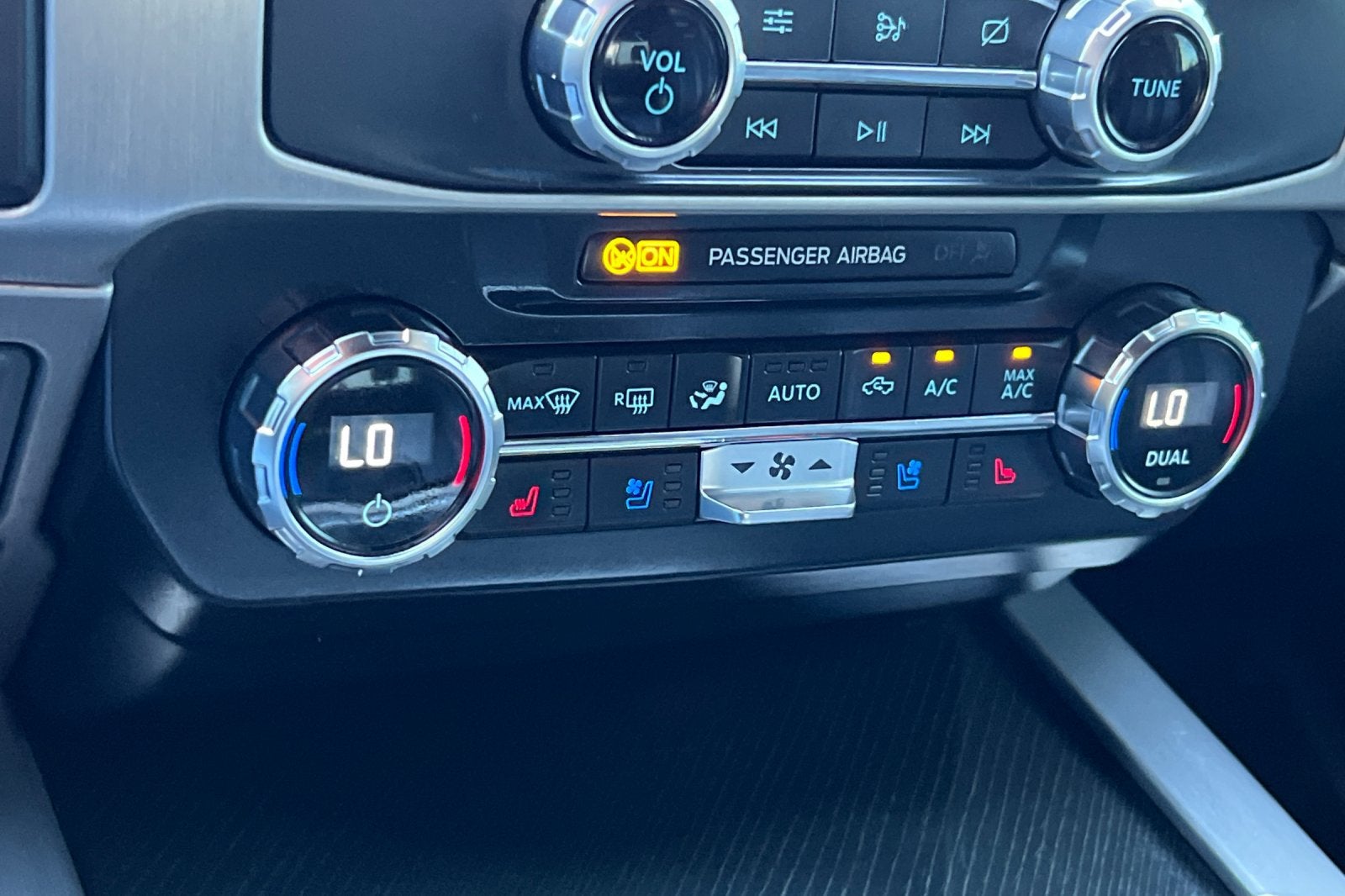 2022 Ford F-450SD Platinum DRW