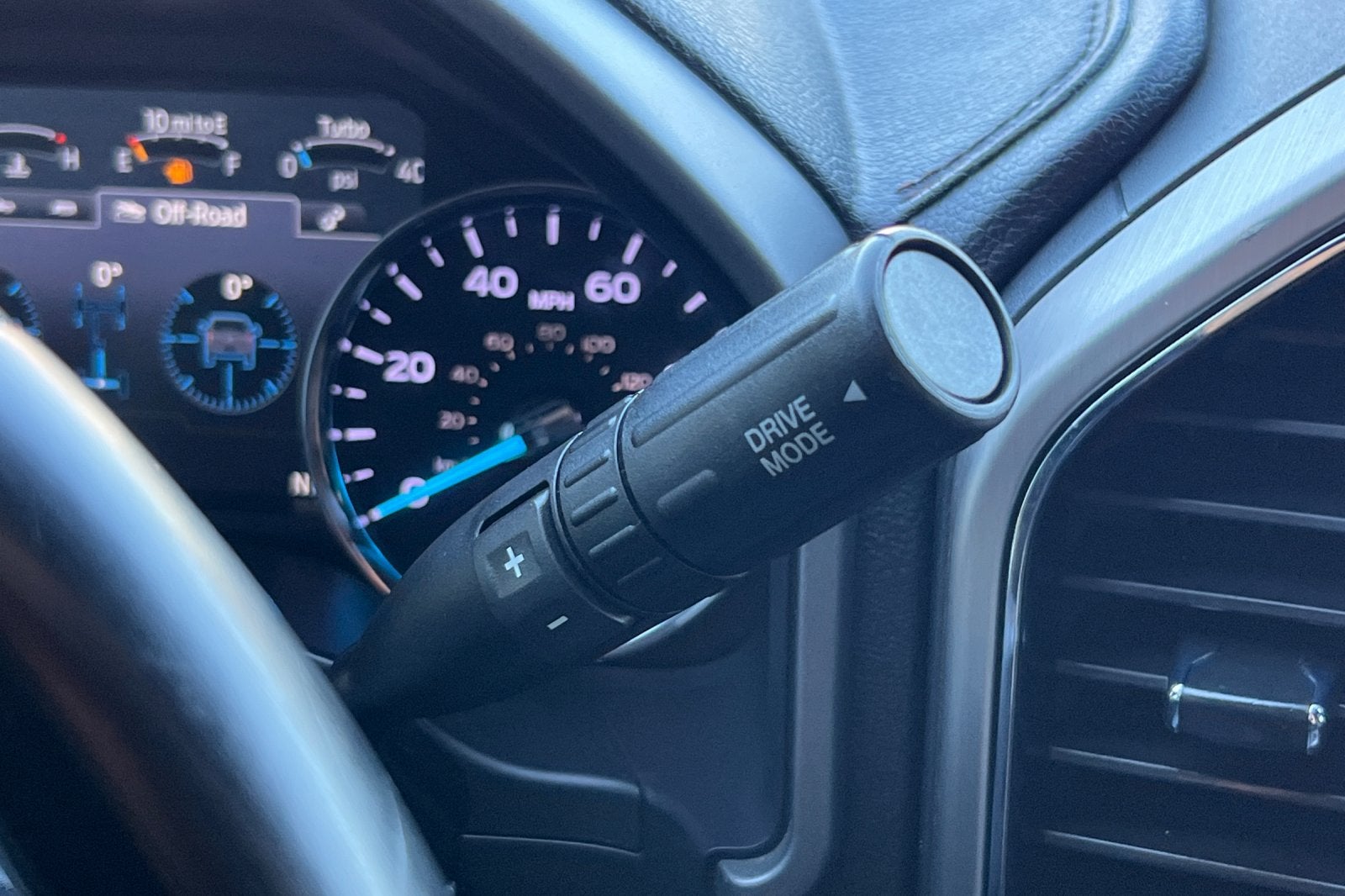 2022 Ford F-450SD Platinum DRW