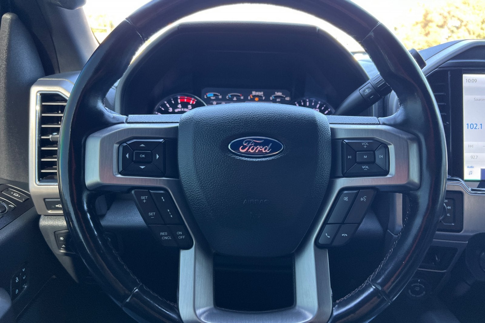 2022 Ford F-450SD Platinum DRW
