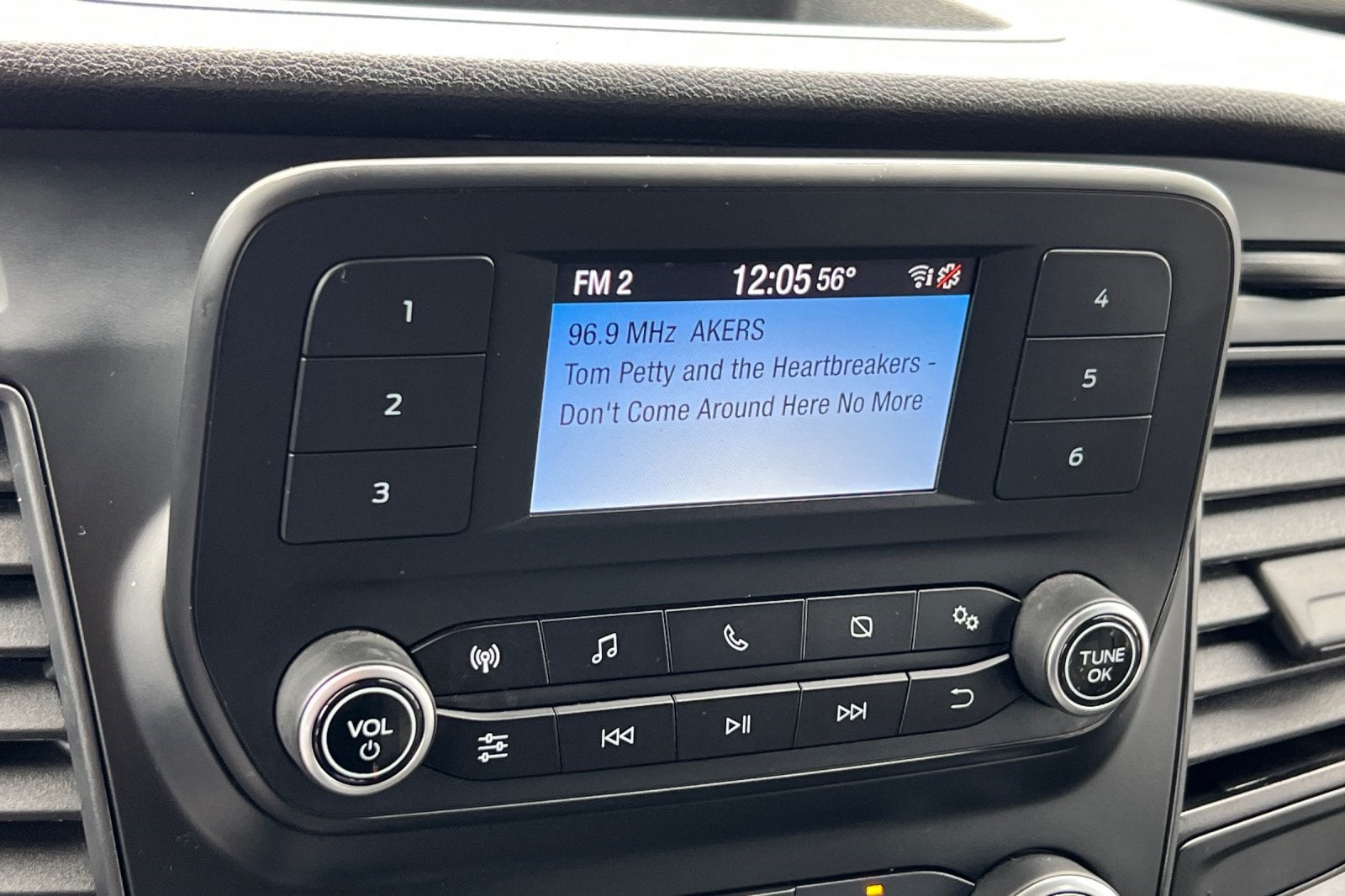 2023 Ford Transit-250 Base