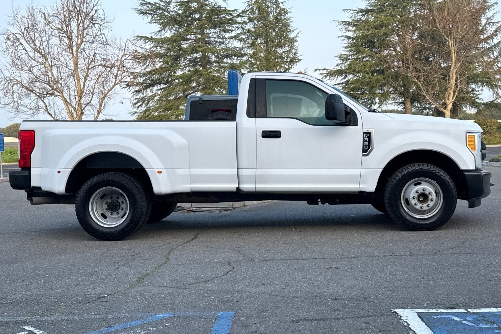 2017 Ford F-350SD XL DRW