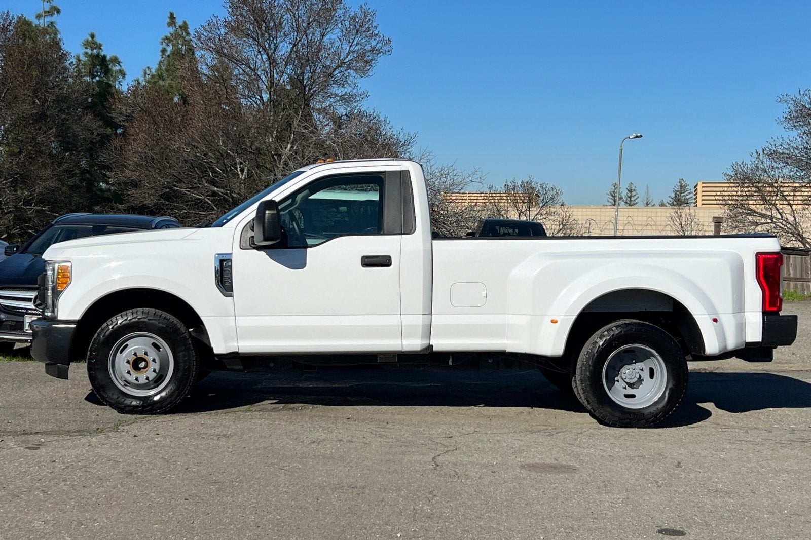 2017 Ford F-350SD XL DRW