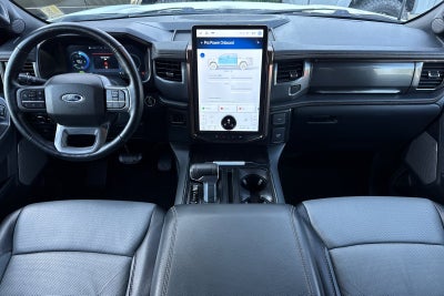 2022 Ford F-150 Lightning Lariat