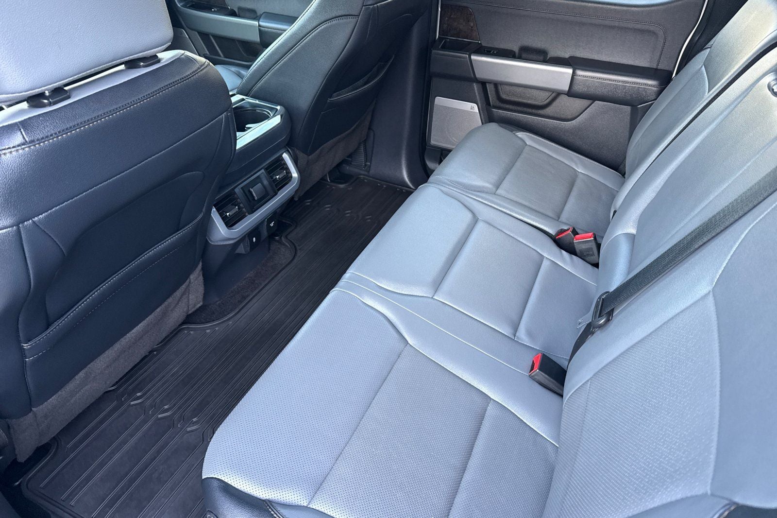 2023 Ford F-150 Lightning Lariat