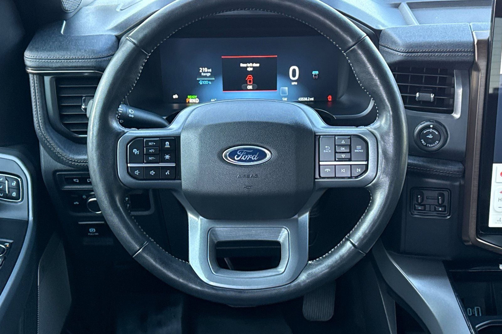 2023 Ford F-150 Lightning Lariat