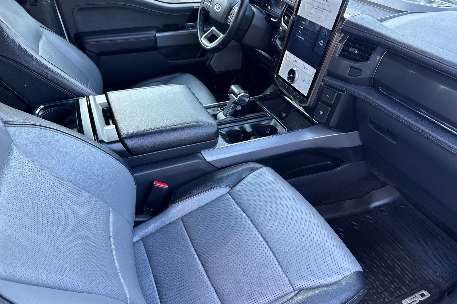 2023 Ford F-150 Lightning Lariat