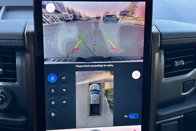 2023 Ford F-150 Lightning Lariat