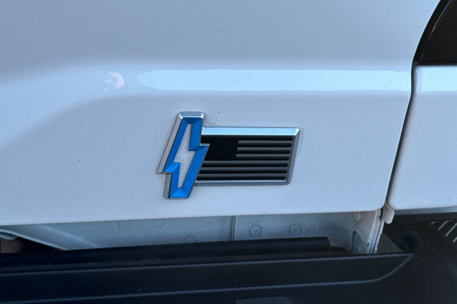 2023 Ford F-150 Lightning Lariat