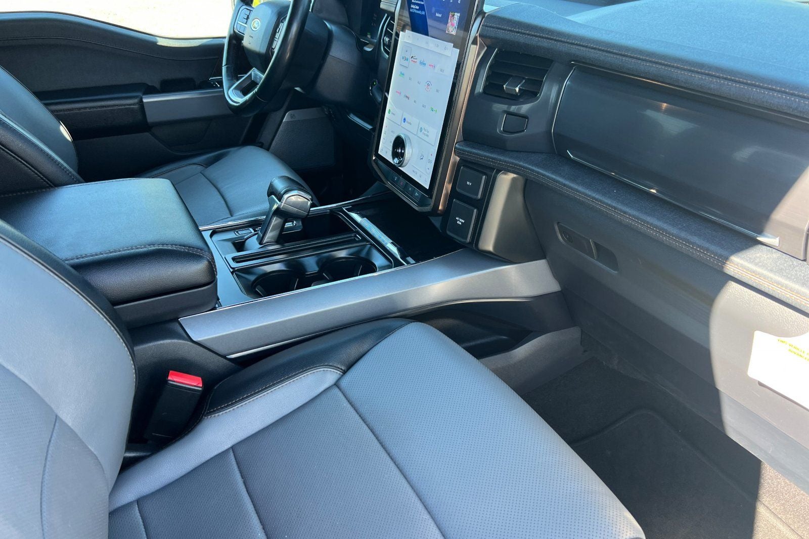 2023 Ford F-150 Lightning Lariat