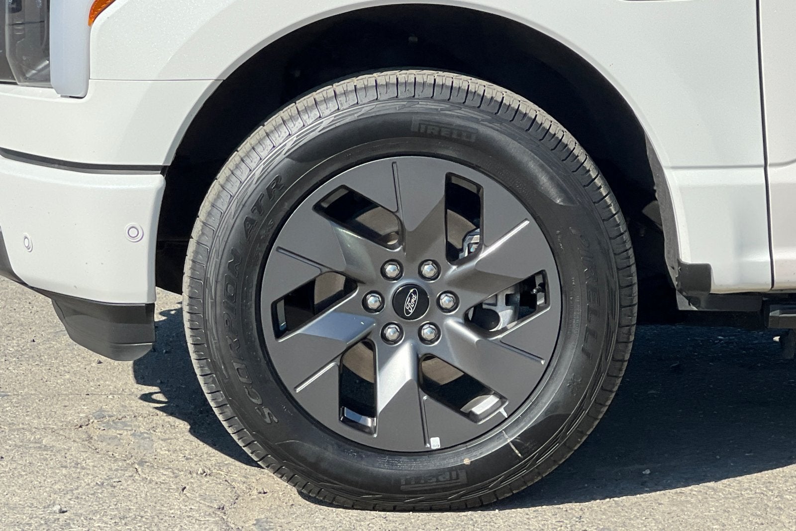 2023 Ford F-150 Lightning Lariat