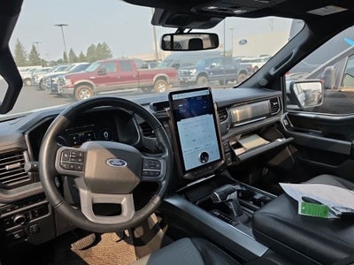 2023 Ford F-150 Lightning Lariat