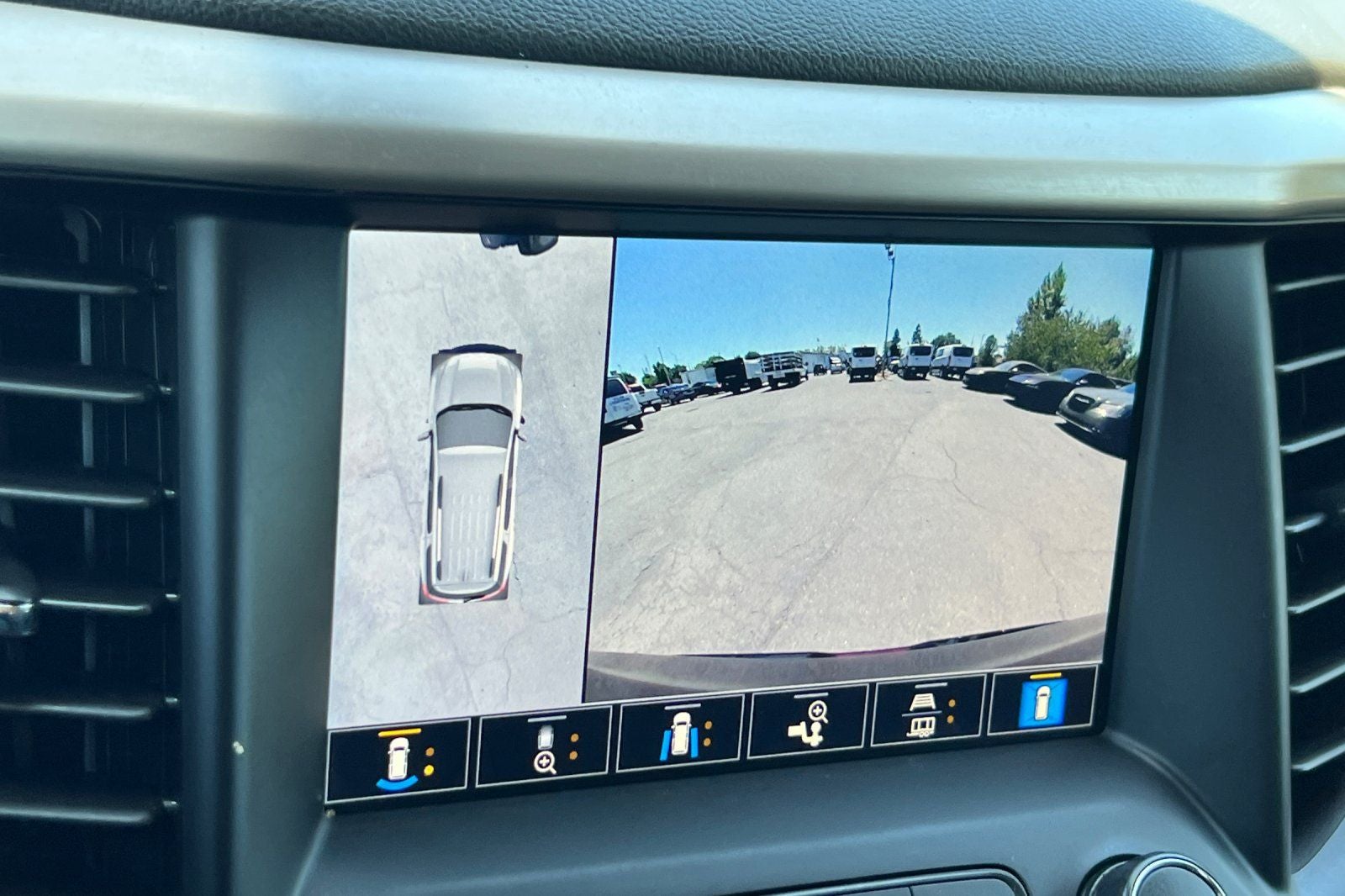 2021 GMC Acadia Denali