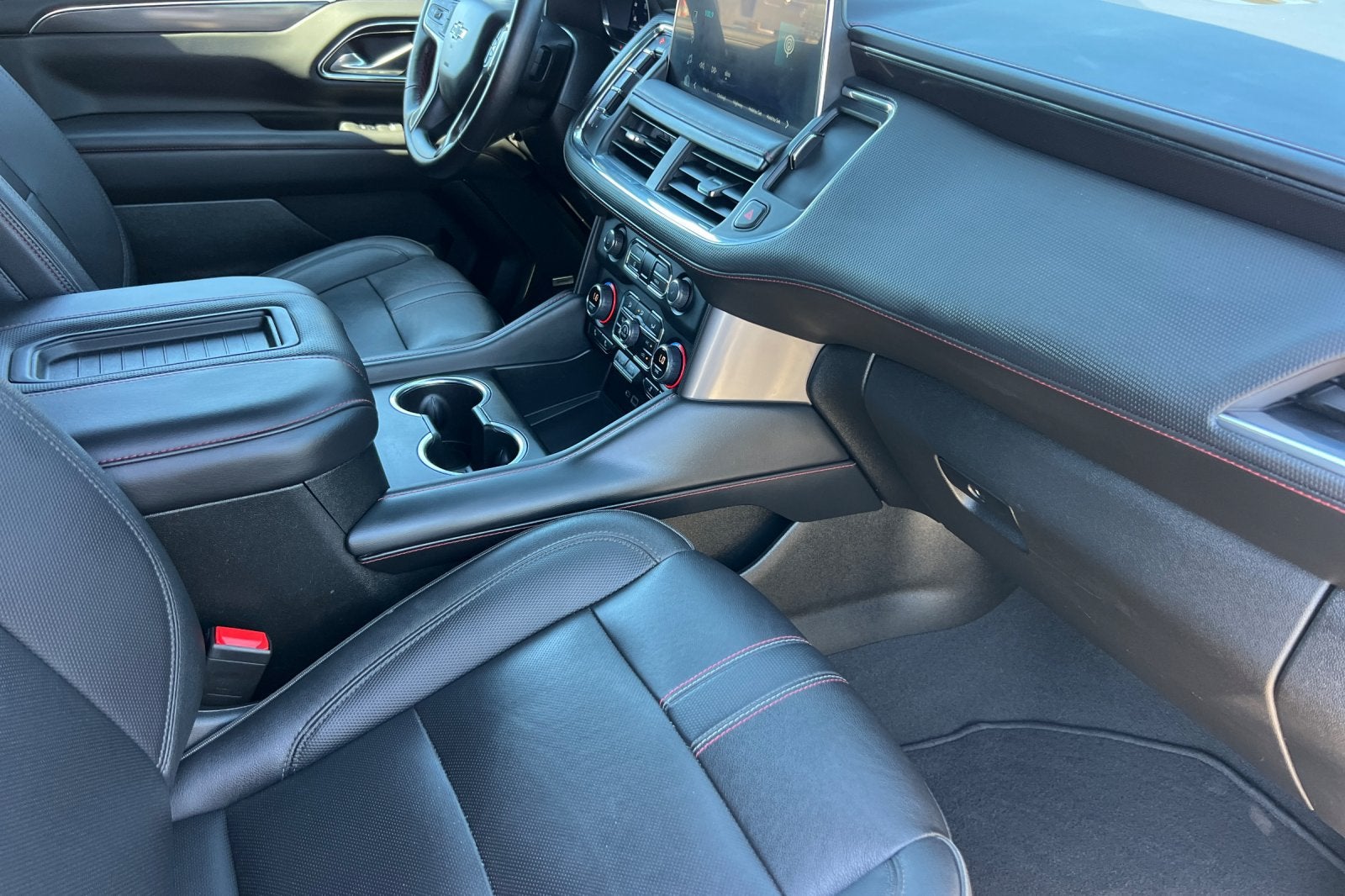 2022 Chevrolet Suburban RST