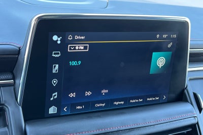 2022 Chevrolet Suburban RST