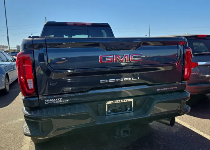 2022 GMC Sierra 2500HD Denali