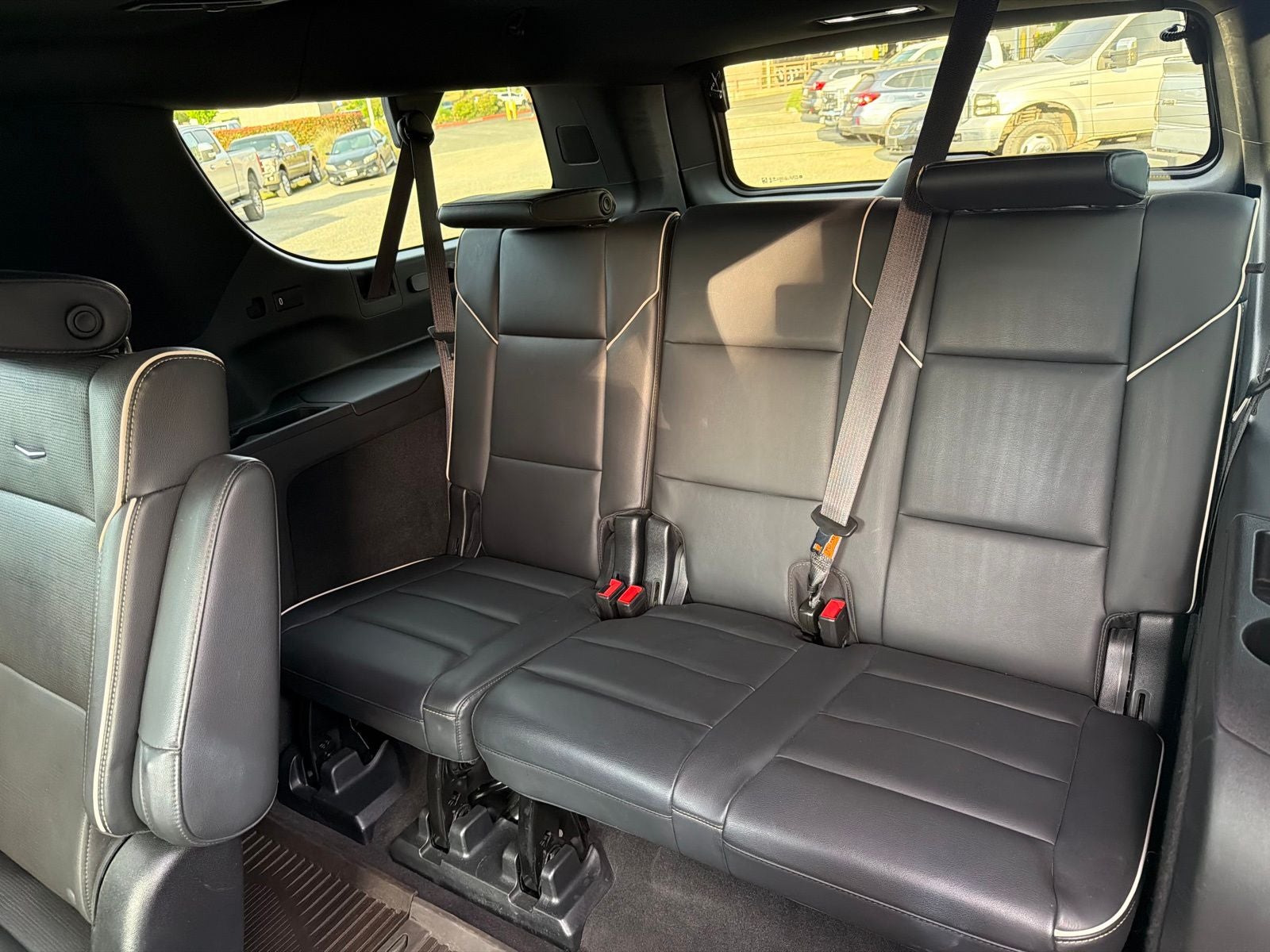 2023 Cadillac Escalade ESV Premium