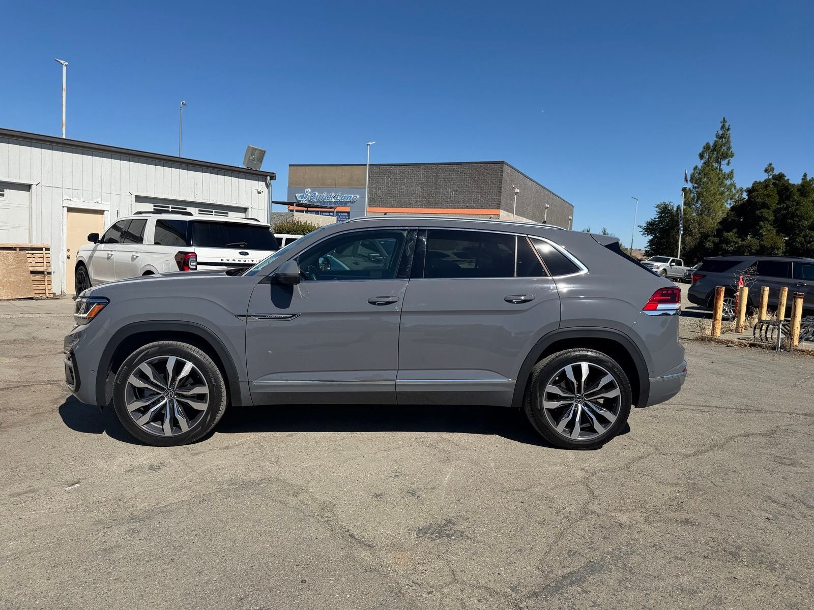 2021 Volkswagen Atlas Cross Sport 3.6L V6 SEL Premium R-Line