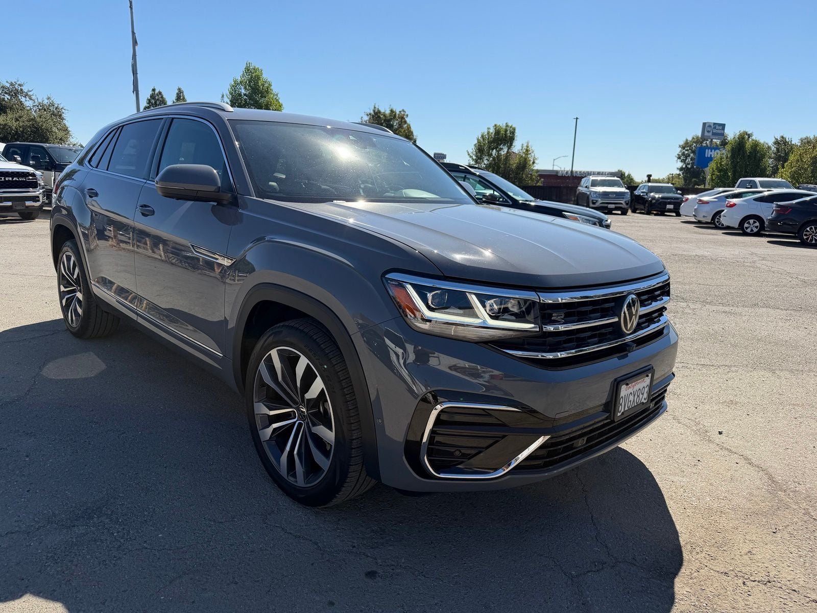 2021 Volkswagen Atlas Cross Sport 3.6L V6 SEL Premium R-Line