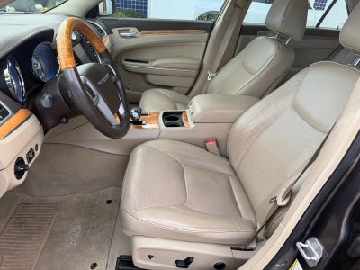 2014 Chrysler 300 C