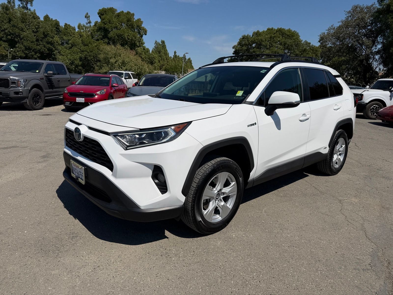2020 Toyota RAV4 Hybrid XLE