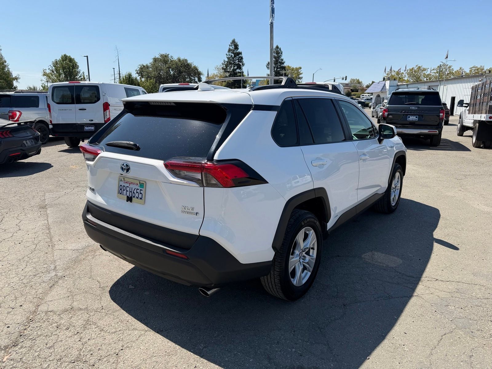 2020 Toyota RAV4 Hybrid XLE