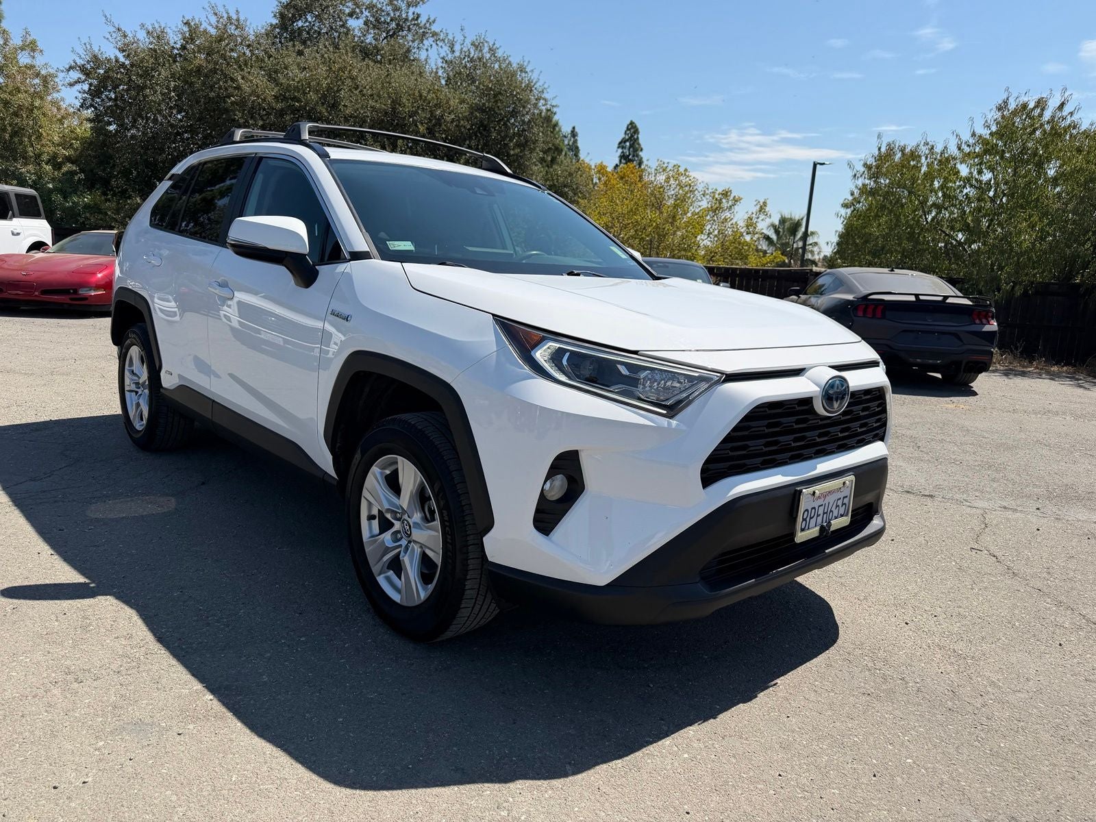 2020 Toyota RAV4 Hybrid XLE