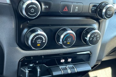 2024 RAM 3500 Big Horn DRW