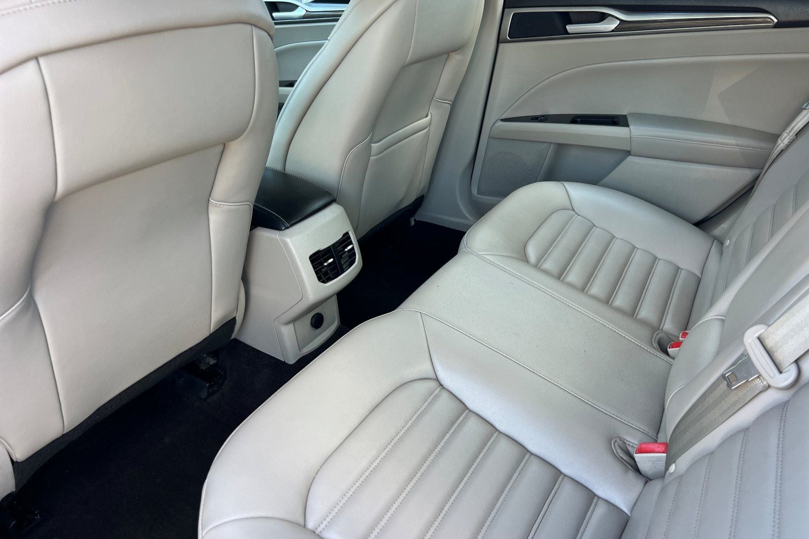 2020 Ford Fusion SEL