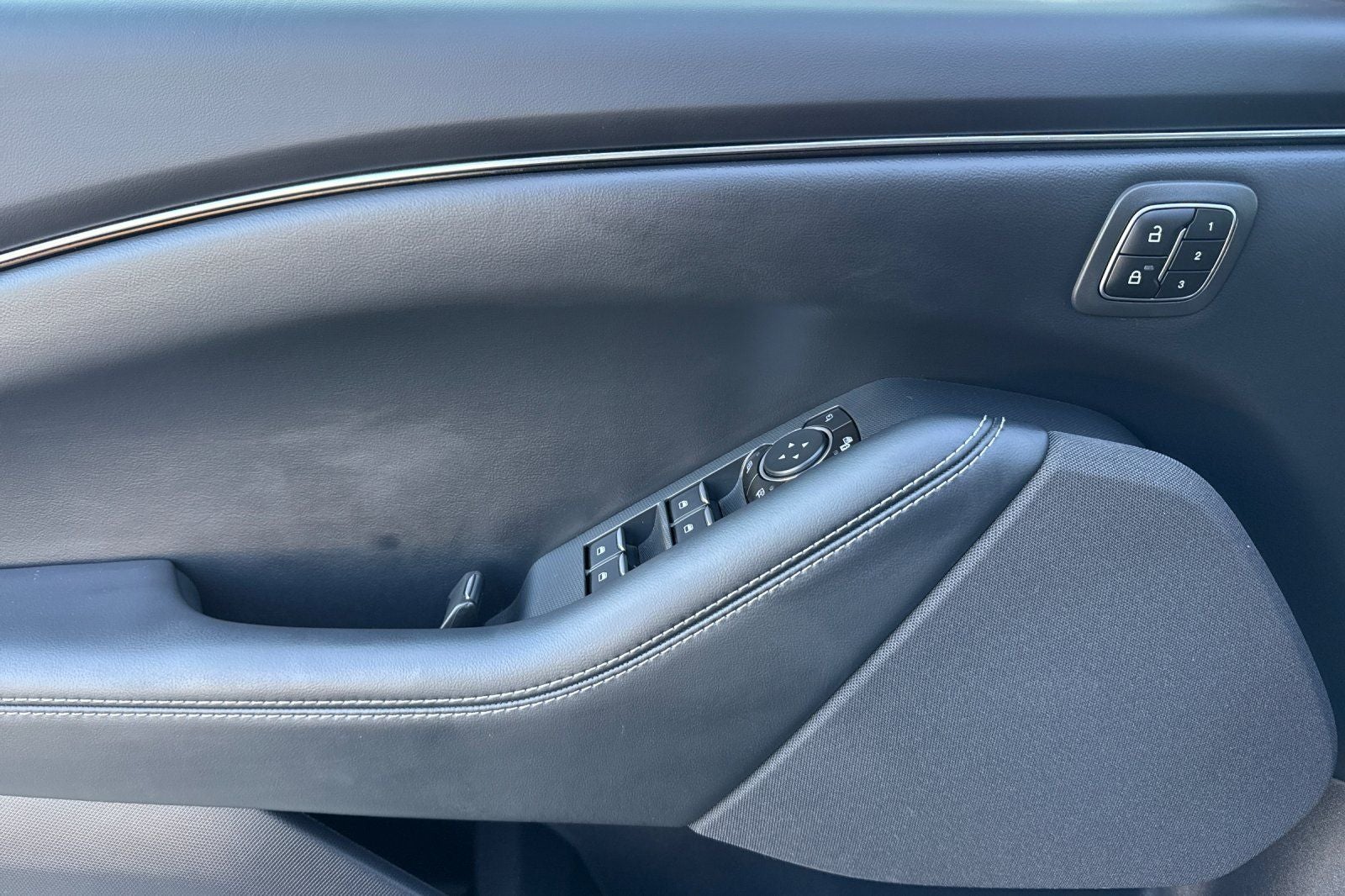 2023 Ford Mustang Mach-E California Route 1