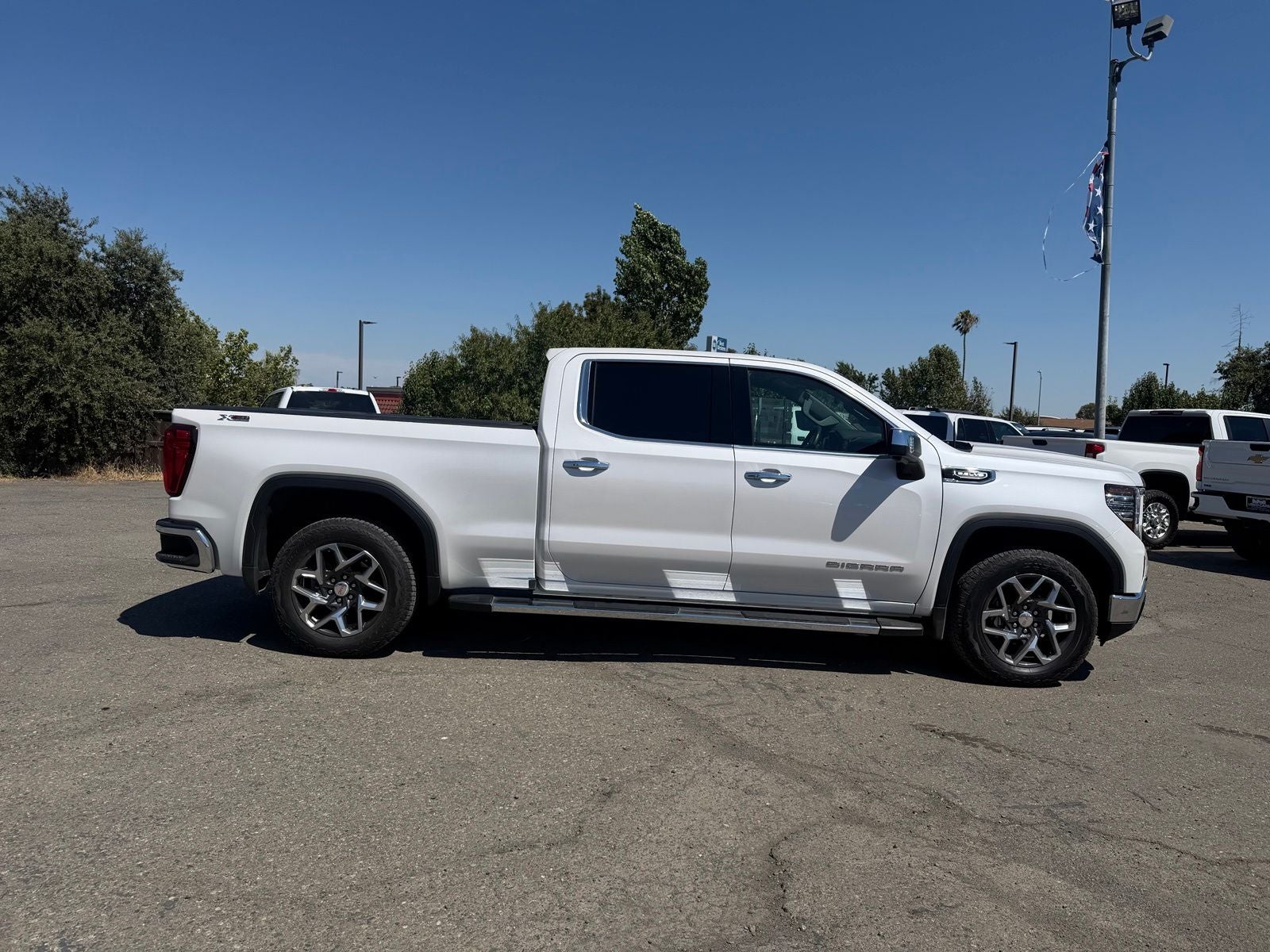 2023 GMC Sierra 1500 SLT