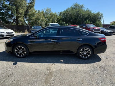 2018 Toyota Avalon XLE