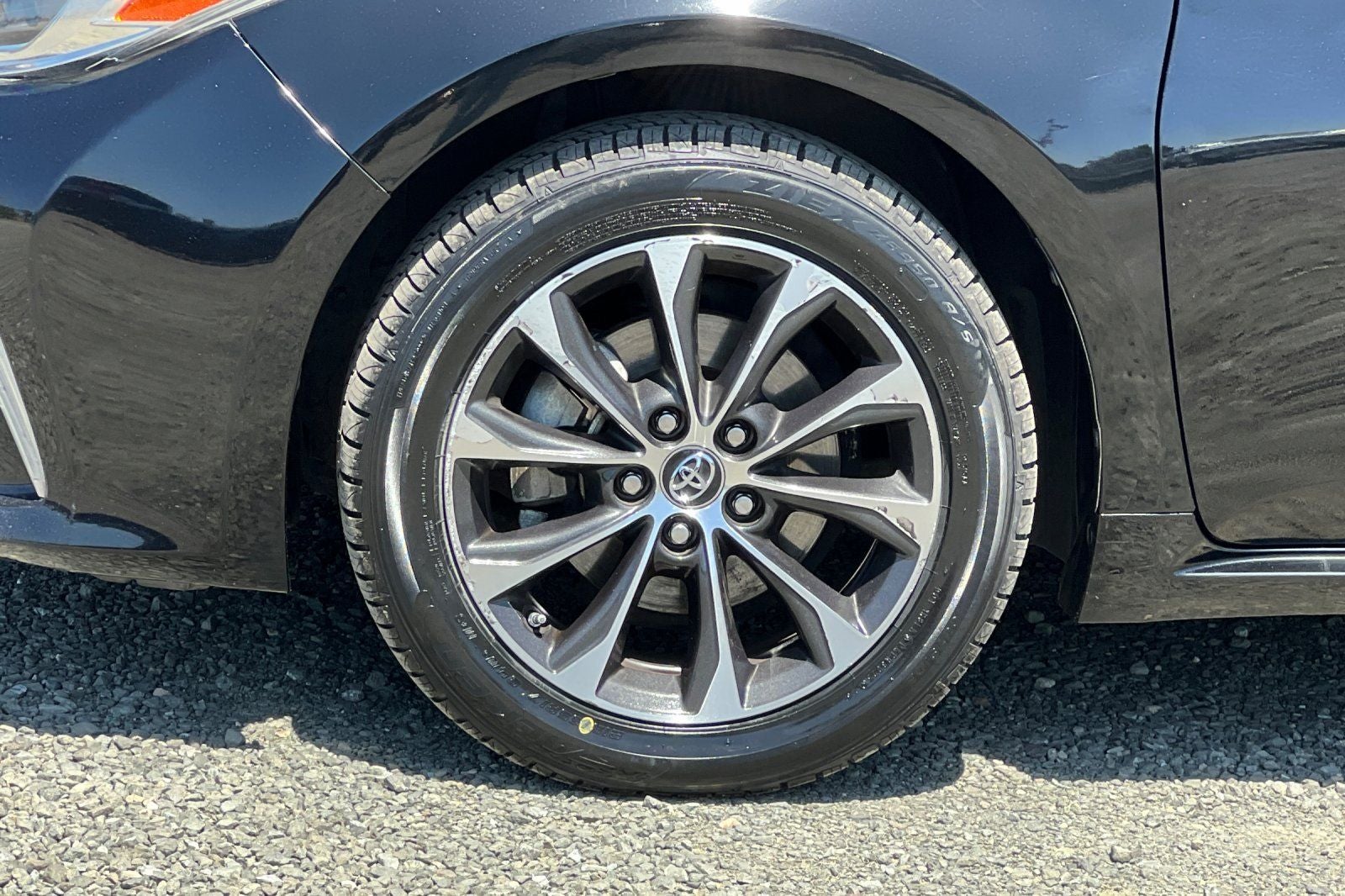 2018 Toyota Avalon XLE