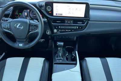 2024 Lexus ES 300h F SPORT Handling