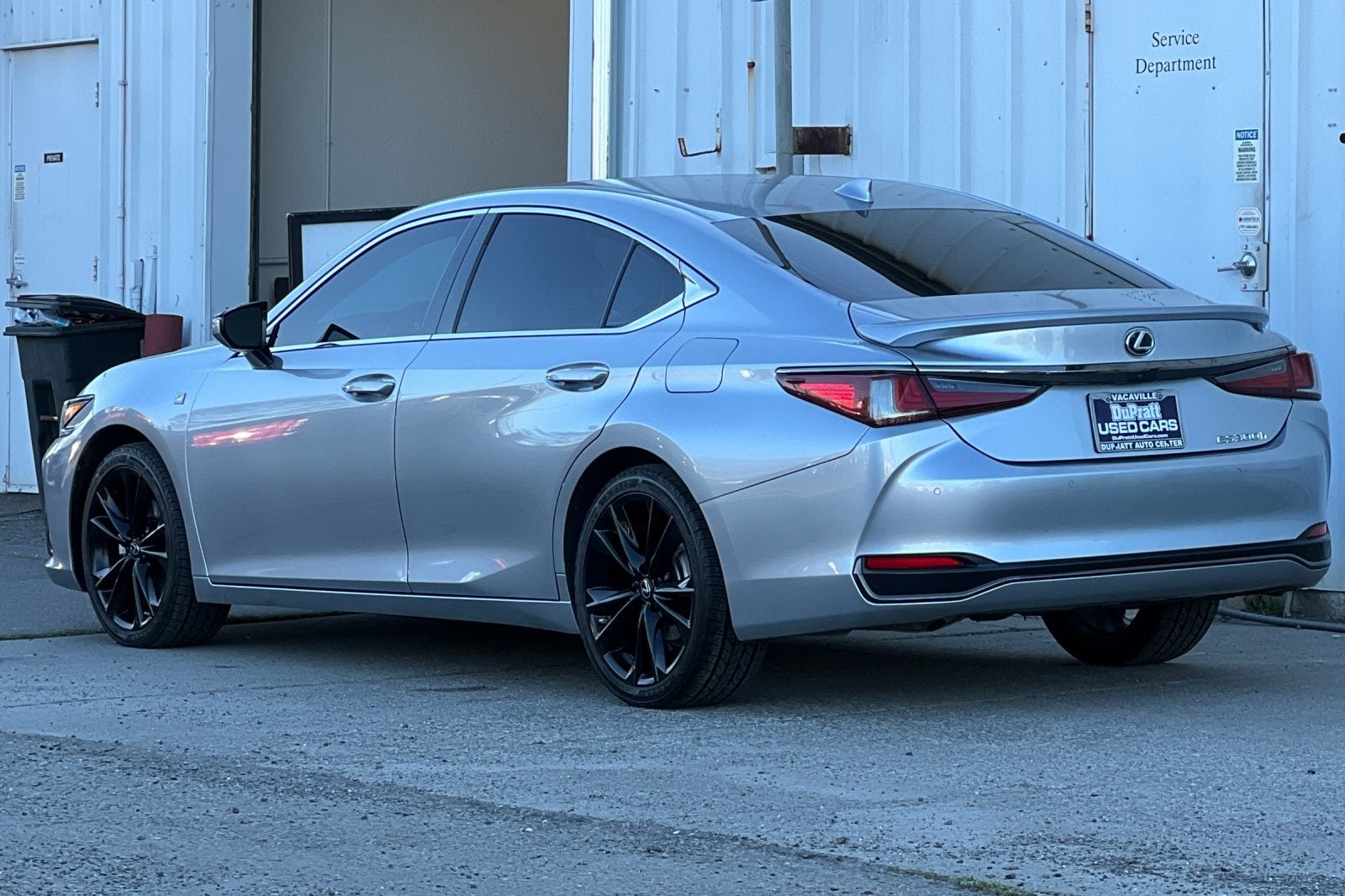 2024 Lexus ES 300h F SPORT Handling