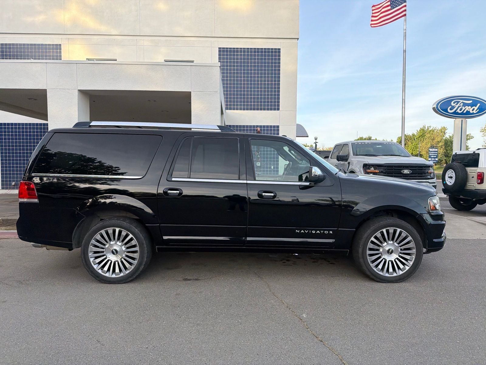 2017 Lincoln Navigator L Reserve