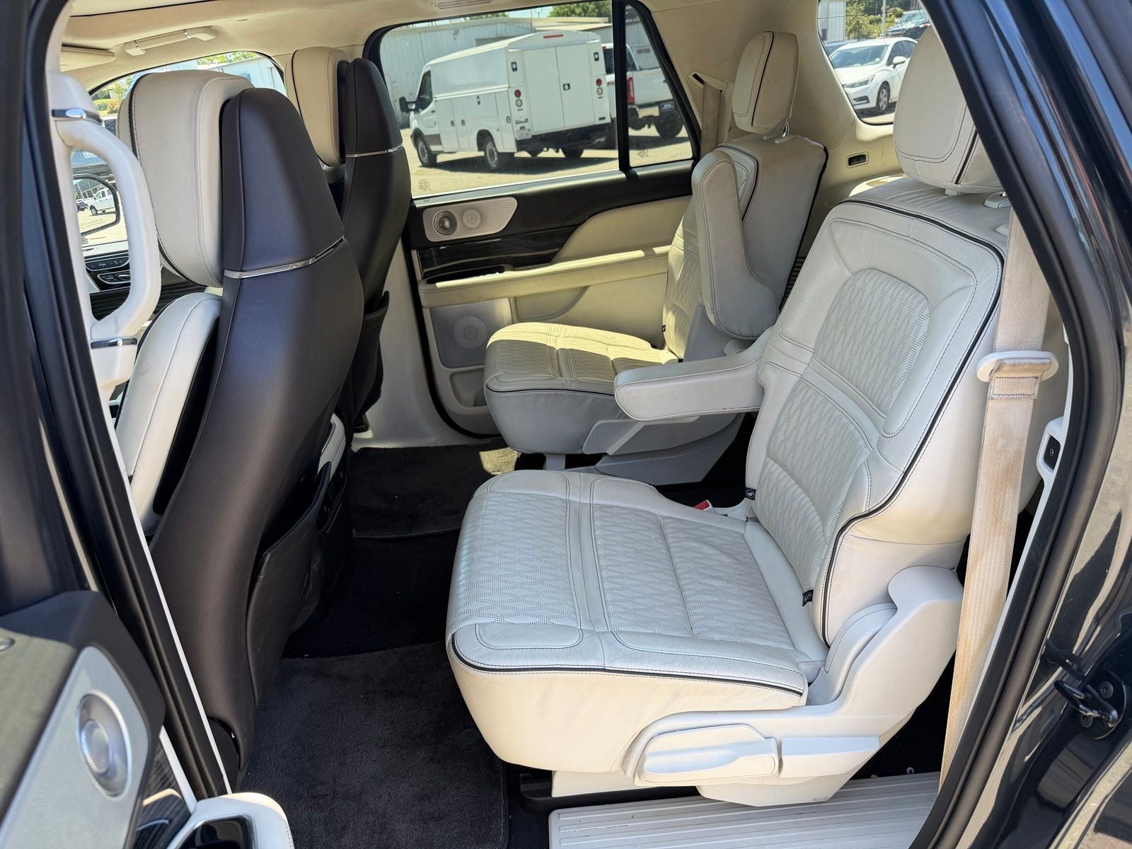 2021 Lincoln Navigator L Black Label