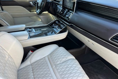 2021 Lincoln Navigator L Black Label